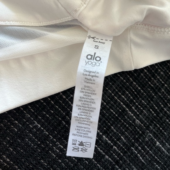 Alo Yoga Catch The Vibe Bra Ivory - Picture 9 of 9